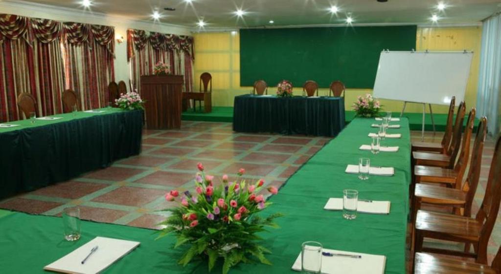 Lucky Star 2 Hotel Phnom Penh Eksteriør bilde