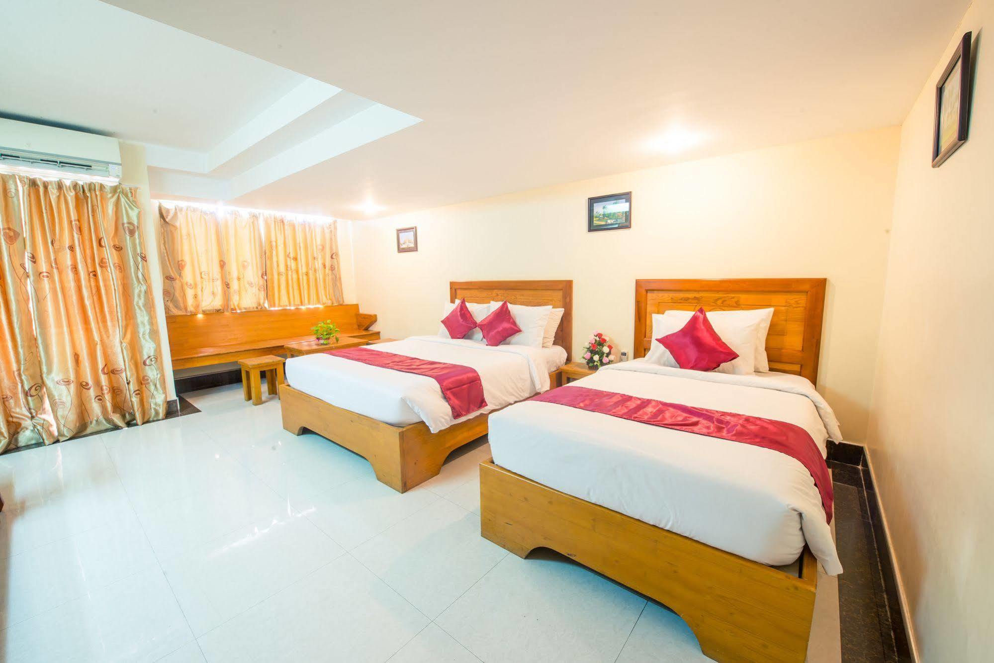 Lucky Star 2 Hotel Phnom Penh Eksteriør bilde